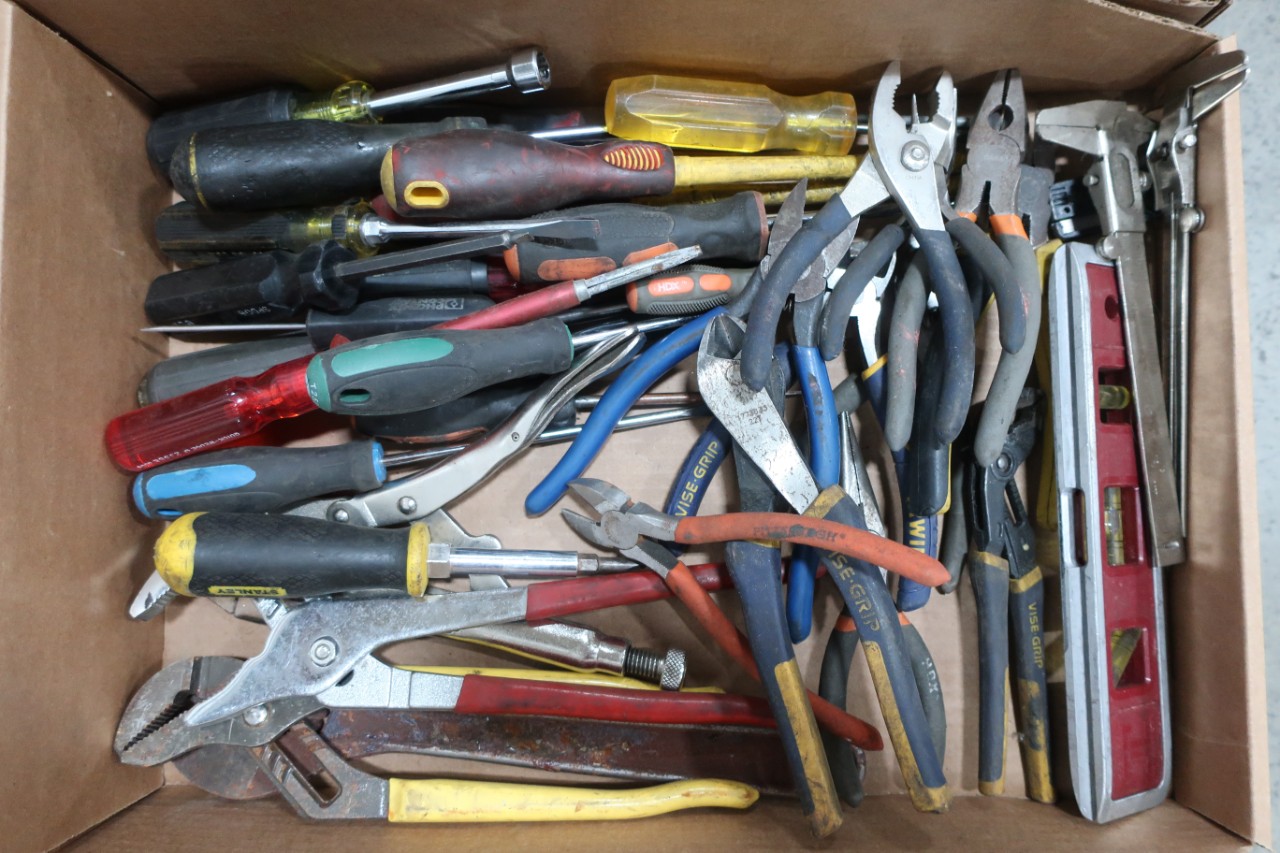 3 PALLETS OF ASSORTED HAND TOOLS, PARTS AND ACCESSORIES