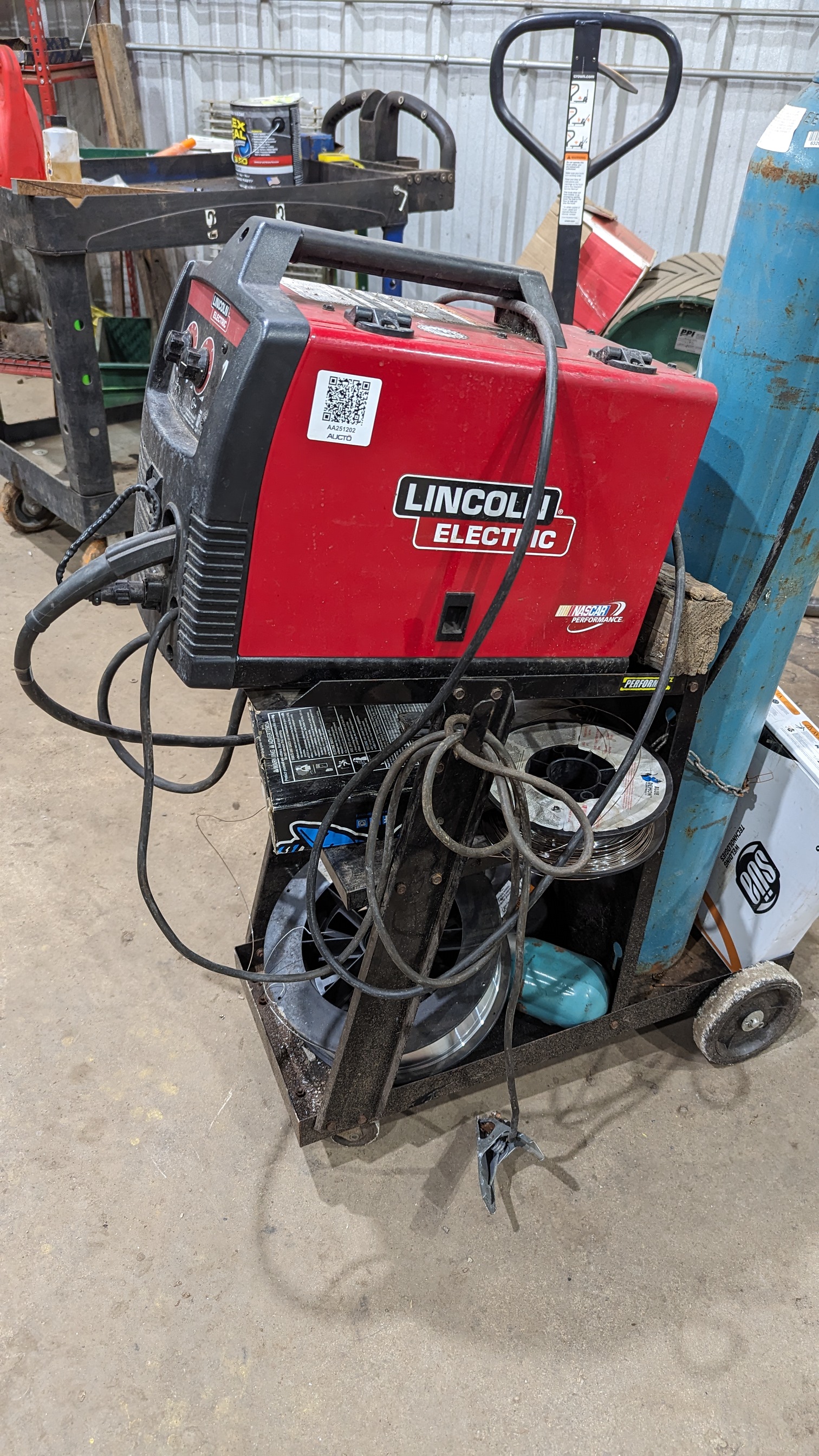 Lincoln 140 Easy MIG Welder For Sale Aucto