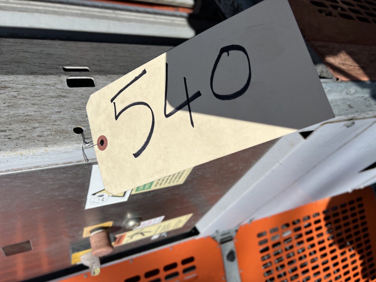 Alimak Scando 450 DOL construction hoist 4400lb For Sale | Aucto