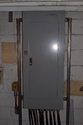 CUTLER HAMMER POW-R-LINE DISTRIBUTION PANEL 225A 3PH 120V/208Y