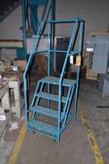 4 STEP LADDER