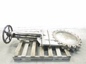 FCC FLOW CONTROL SIZE 24B 24 IN STAINLESS KNIFE GATE VALVE