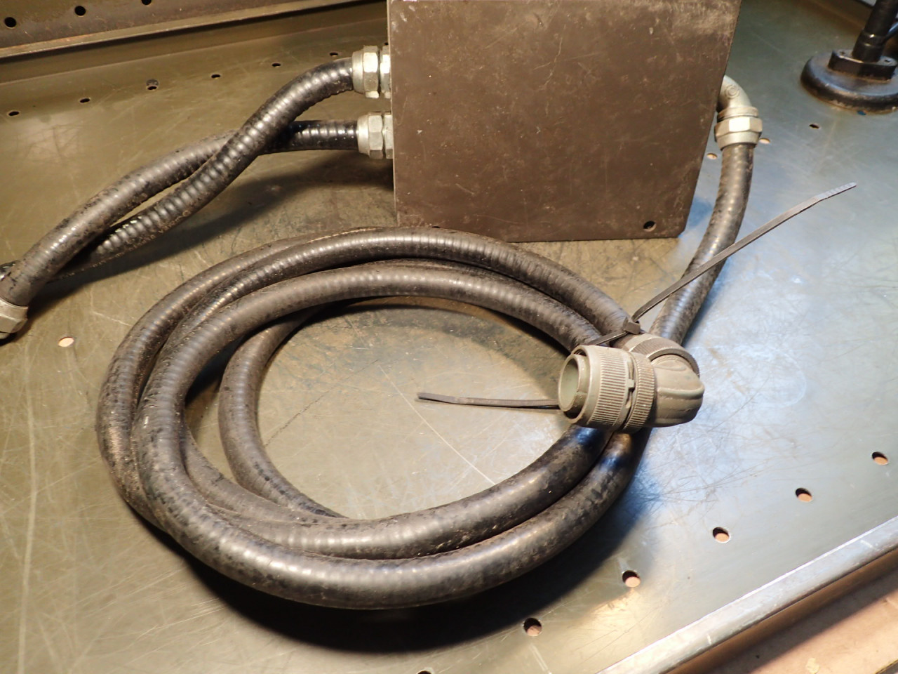 Fuji Electric Contactor SRC3938-06M/X 20A 3-Phase FWD/REV Motor Starter ...