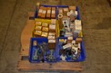 1 PALLET OF ASSORTED HYDRAULIC REPLACEMENT PARTS CYLINDERS ENERPAC PALL PARKER