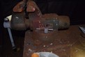 ONE WILTON TABLE VICE