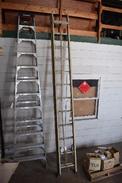 REYNOLDS EXTRA HEAVY DUTY ANSI TYPE 1A NON-CONDUCTIVE FIBER GLASS 12 EXTENSION LADDER