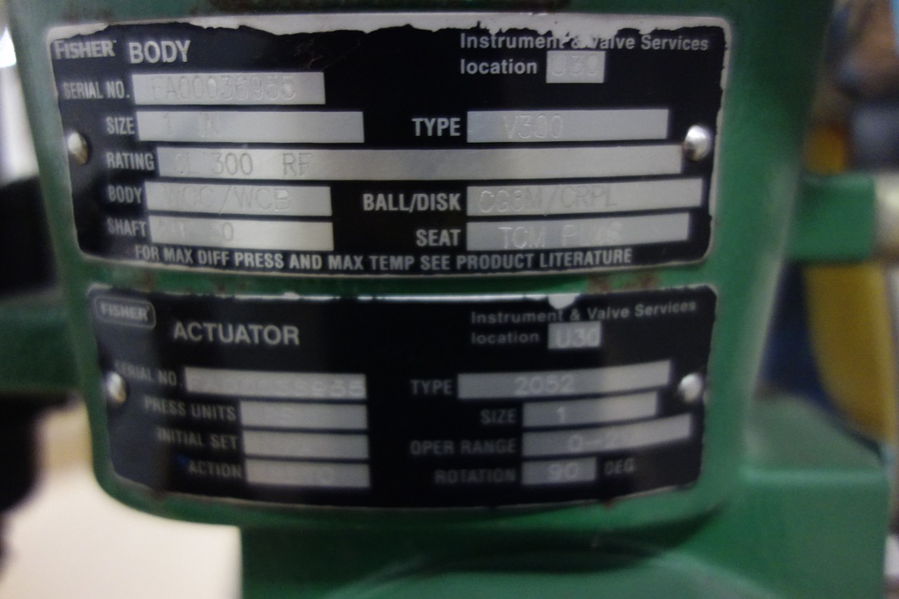 LOT OF 2 FISHER V300 PNEUMATIC 2052 300 STEEL FLANGED DXPM21GSEB 1IN