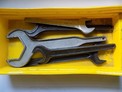 LOT OF LARGE CRESCENT WRENCHES