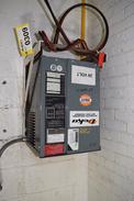 DEKA AUTOMATIC INDUSTRIAL BATTERY CHARGER
