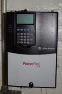 ALLEN BRADLEY POWERFLEX 70 7.5 HP AC MOTOR DRIVE