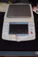 EXPLORER PRO OHAUS MODEL EP2102 DIGITAL BALANCE SCALE