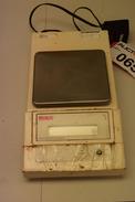 OHAUS TS-4KD PRECISION STANDARD SCALE