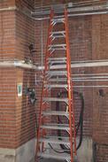 LOUISVILLE HEAVY DUTY 12 STEP LADDER