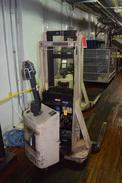 CROWN 20MT-90 2000 LBS. CAPACITY ELECTRIC PALLET LIFT TRUCK (DELAYED REMOVAL)