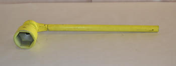 BREAKER BAR WITH SOCKET