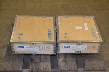 LOT OF 2 SKF 23240 CCK/W33 BEARINGS