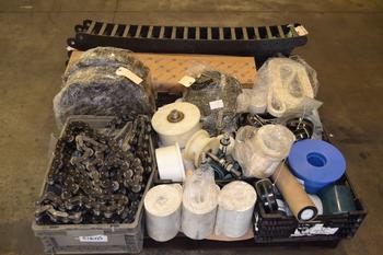 1 PALLET OF ASSORTED CONVEYOR BELTS, ROLLERS, ROLLER CHAIN