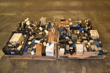 2 PALLETS OF ASSORTED HYDRAULIC VALVES