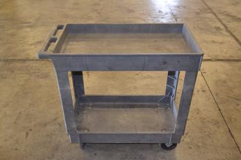 RUBBERMAID PLASTIC UTILITY CART