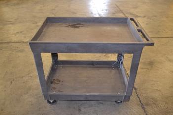 RUBBERMAID PLASTIC UTILITY CART
