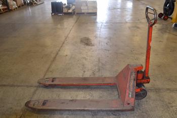 PALLET WRANGLER 90 MANUAL PALLET JACK