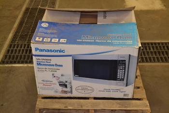 PANASONIC NN-S960S STAINLESS STEEL MICROWAVE OVEN