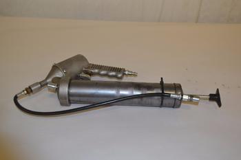 DYNAFLO PNEUMATIC GREASE GUN