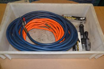 LOT OF ASSORTED PNEUMATIC TOOLS