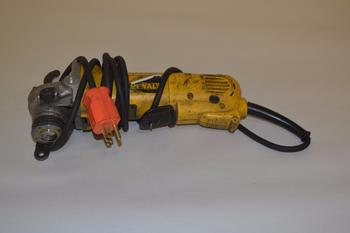 DEWALT D28402 4 1/2IN ANGLE GRINDER