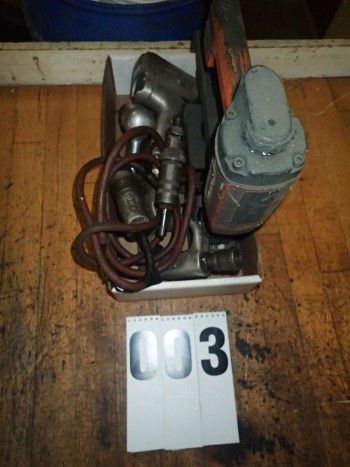 Lot of Air Tools incl. Nailer, Sioux Air Drill, Grinders, etc