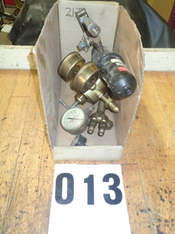 Torch Handle, Regulators, Misc Gauges
