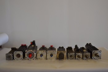 LOT OF 10 ASSORTED SERVO MOTORS