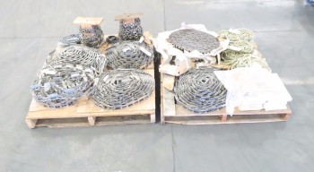 2 PALLETS OF ASSORTED ROLLER CHAINS