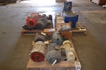 3 PALLETS OF ASSORTED AC/DC ELECTRICAL MOTORS