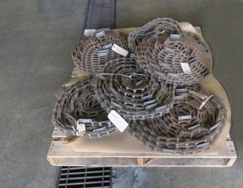 1 PALLET OF ASSORTED ROLLER CHAINS
