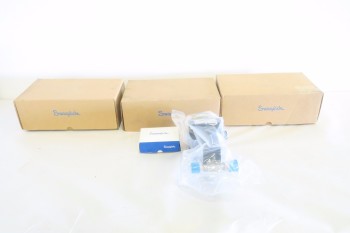 LOT OF SWAGELOK M-8BG-V19-5C STAINLESS PNEUMATIC ACTUATOR