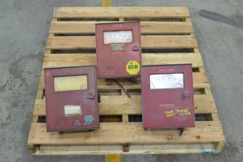 3 ASSORTED FOXBORO 43AP-FA12N PNEUMATIC CONTROLLER (BRAMPTON)