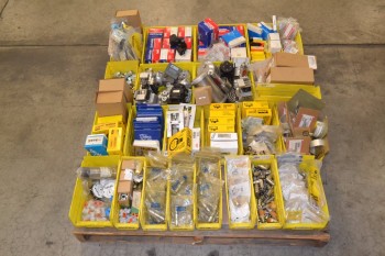 1 PALLET OF ASSORTED VALVE PARTS, REPAIR KITS, PARKER