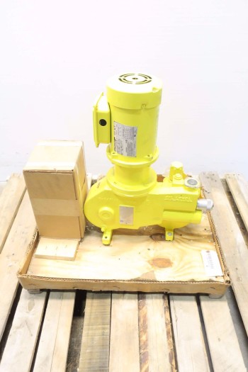 NEW MILTON ROY 57GPH 230/460V-AC 400 PSI METERING PUMP