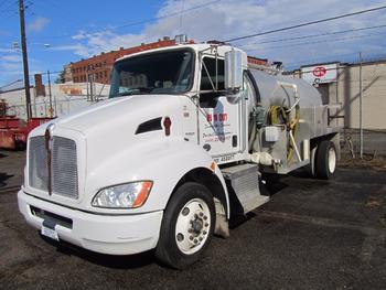 2014 Kenworth T-250 Septic Vacuum Truck