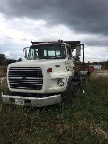1992 Ford L9000