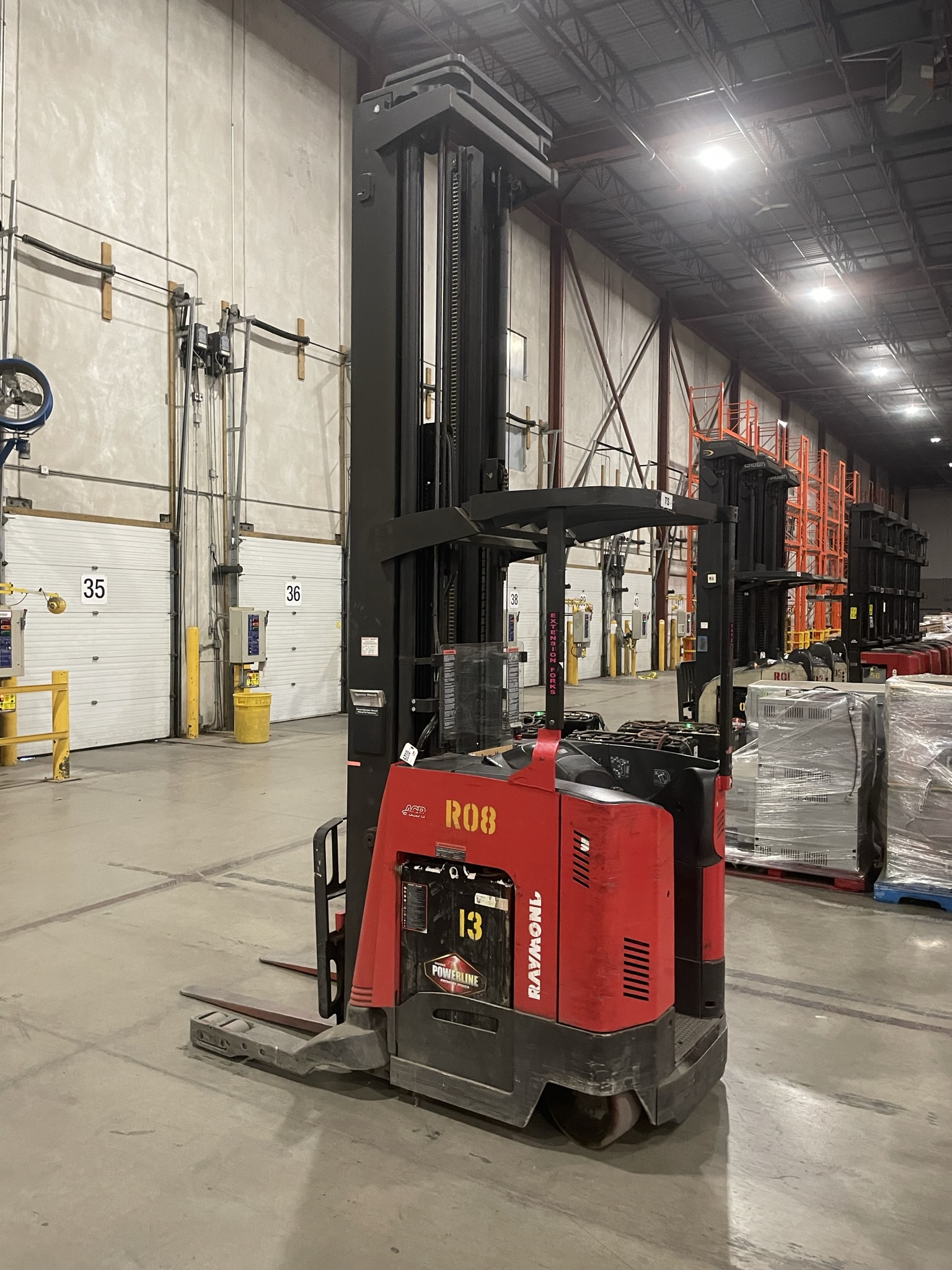2011 RAYMOND 740 R45TT REACH TRUCK