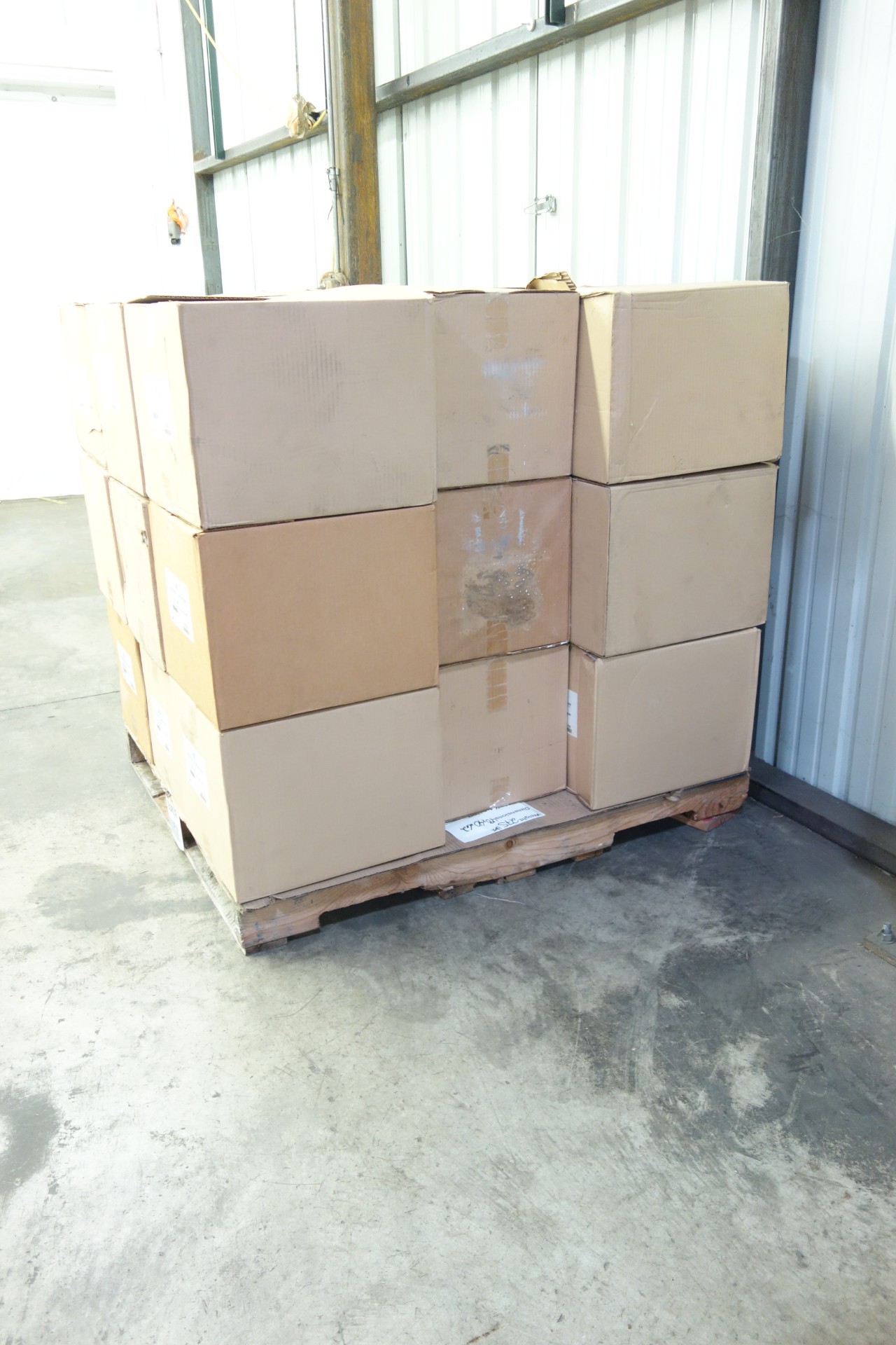 PALLET OF GALTRONICS 733001 WEATHERPROOF AMPLIFIER ENCLOSURES