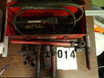 Amrox Porta-Power Hydraulic Ram Jack Kit