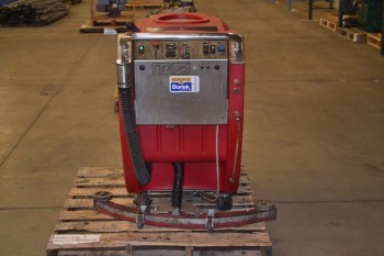 FACTORY CAT MODEL 22 FLOOR SCRUBBER