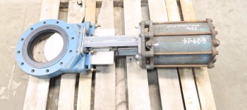DEZURIK 10IN IRON KNIFE GATE VALVE