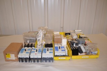 LOT OF ASSORTED ELECTRICAL CONTROLS