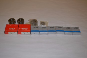 LOT OF ASSORTED BEARINGS