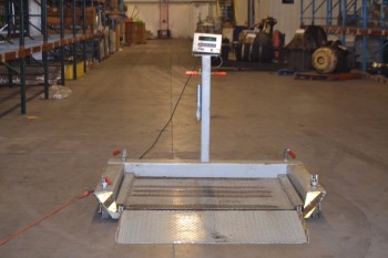 GSE SCALE SYSTEMS PORTABLE SCALE, MODEL 450