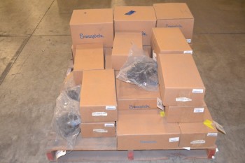 1 PALLET OF SWAGELOK M-8BG-V19-5C BELLOWS VALVE PNEUMATIC ACTUATORS